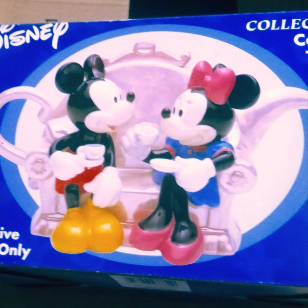 Disney ceramic tea pot collectible